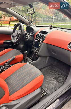 Хэтчбек Opel Corsa 2008 в 
