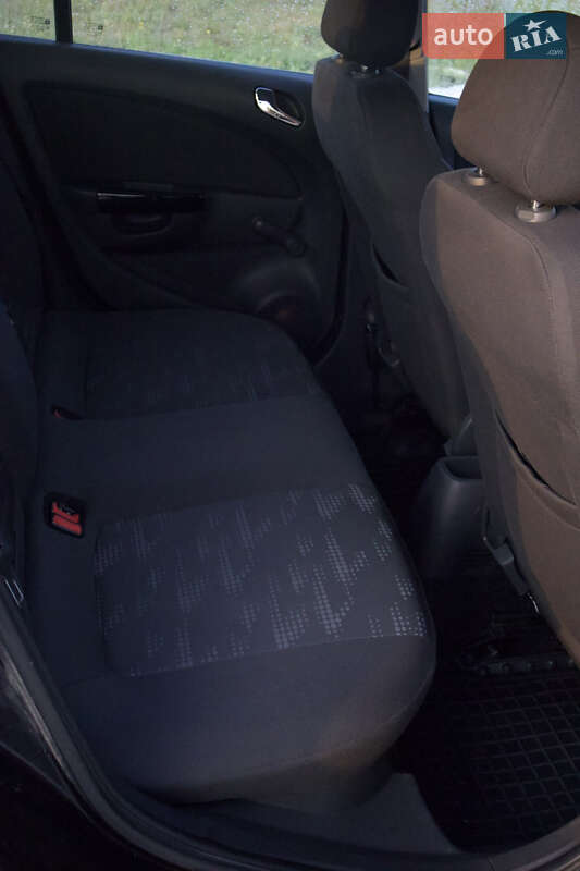 Хэтчбек Opel Corsa 2011 в Городке фото 13 Хэтчбек Opel Corsa 2011 в Городке