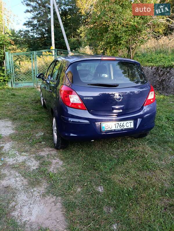 Хетчбек Opel Corsa 2009 в Кременці