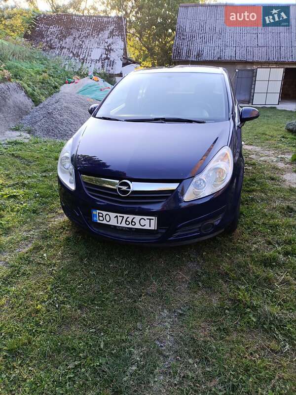 Хетчбек Opel Corsa 2009 в Кременці