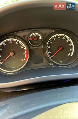 Хэтчбек Opel Corsa 2008 в 