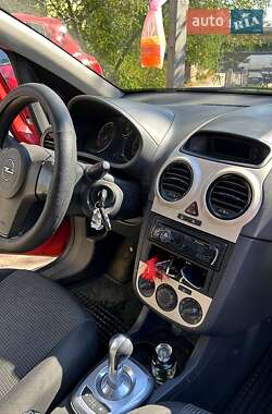 Хэтчбек Opel Corsa 2008 в 