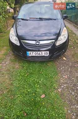 Хэтчбек Opel Corsa 2009 в Калуше