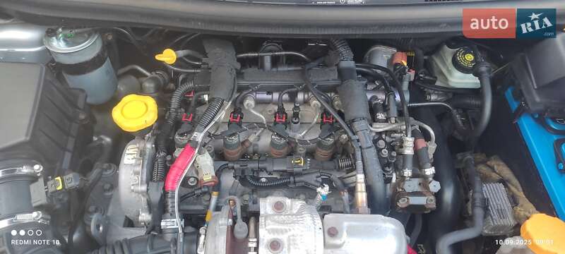 Хэтчбек Opel Corsa 2011 в Звягеле