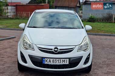 Хетчбек Opel Corsa 2012 в 