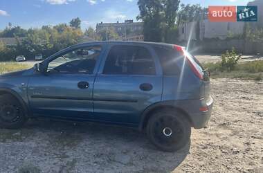 Хэтчбек Opel Corsa 2001 в 