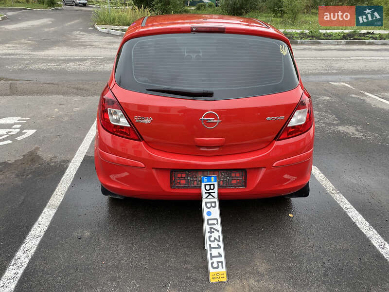 Хэтчбек Opel Corsa 2008 в Ровно