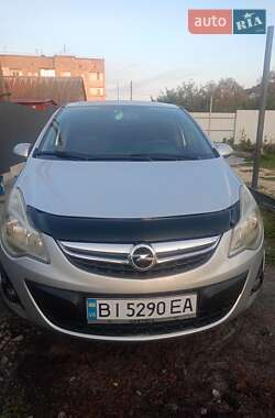Хэтчбек Opel Corsa 2011 в Полтаве