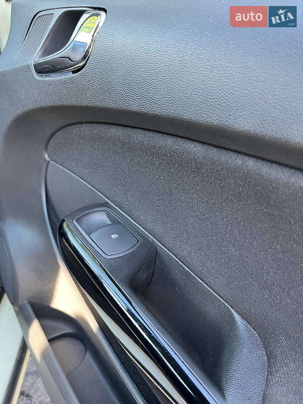 Хэтчбек Opel Corsa 2012 в Броварах