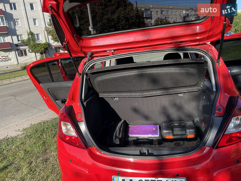 Хэтчбек Opel Corsa 2008 в Киеве фото 58 Хэтчбек Opel Corsa 2008 в Киеве