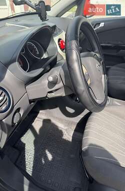 Хэтчбек Opel Corsa 2008 в 