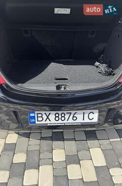 Хэтчбек Opel Corsa 2008 в 