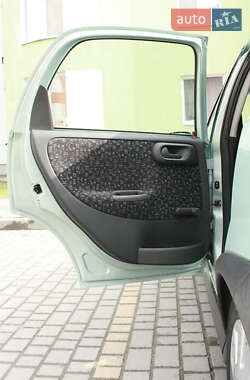 Хэтчбек Opel Corsa 2002 в 