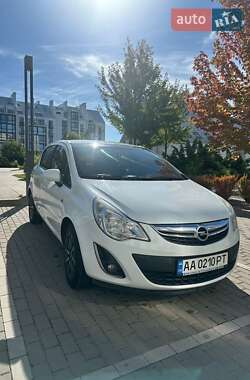 Хетчбек Opel Corsa 2013 в Києві