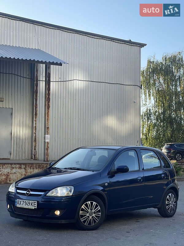 Хэтчбек Opel Corsa 2004 в Харькове
