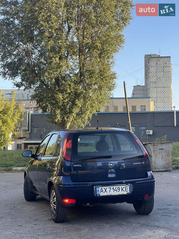 Хэтчбек Opel Corsa 2004 в Харькове