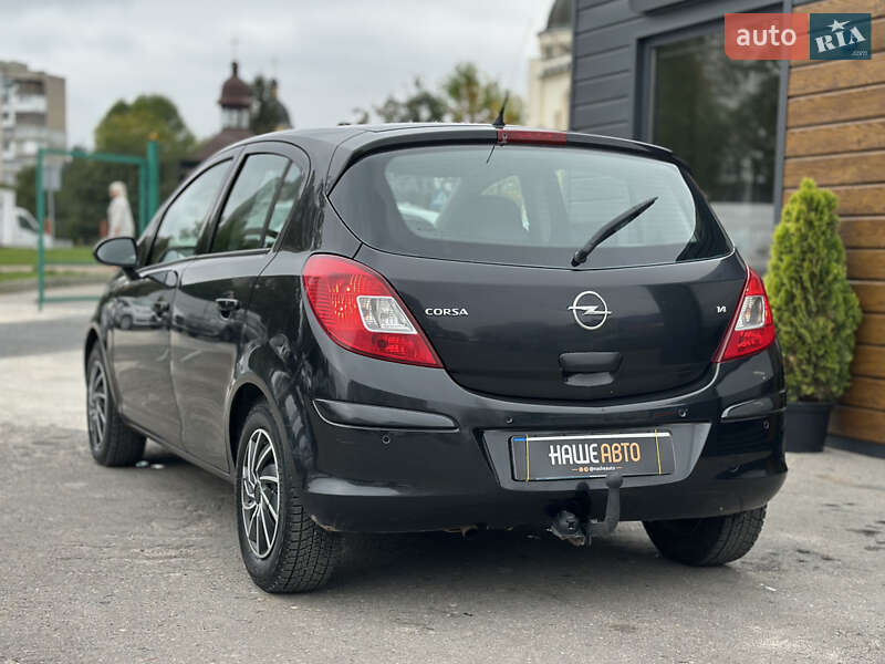 Хетчбек Opel Corsa 2008 в Шептицькому