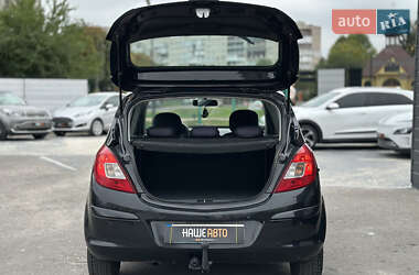 Хэтчбек Opel Corsa 2008 в 