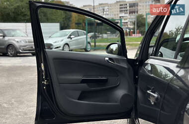 Хэтчбек Opel Corsa 2008 в 