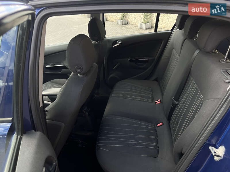Хэтчбек Opel Corsa 2008 в Тернополе