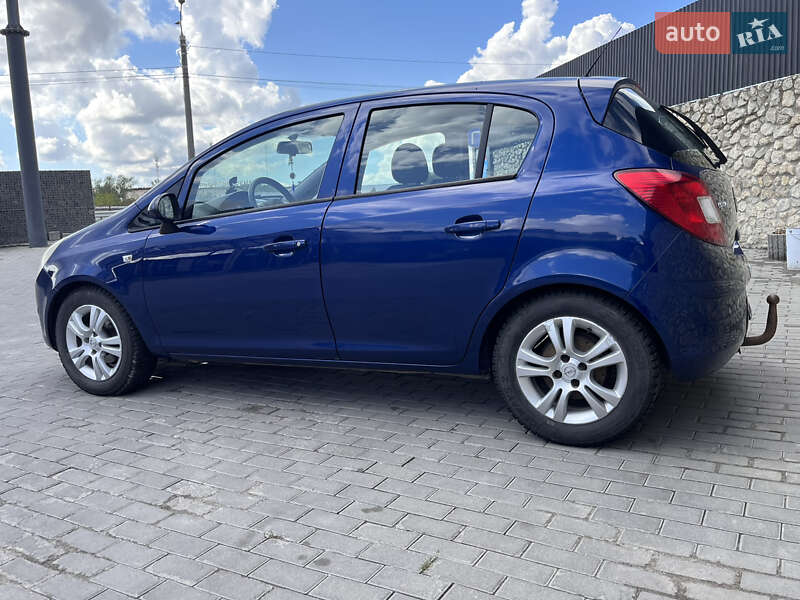 Хэтчбек Opel Corsa 2008 в Тернополе