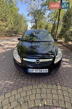 Хэтчбек Opel Corsa 2009 в 