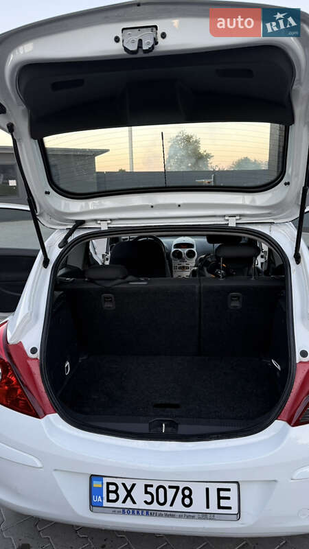 Хетчбек Opel Corsa 2008 в Ярмолинцях