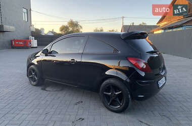 Хэтчбек Opel Corsa 2008 в 