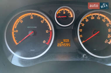 Хэтчбек Opel Corsa 2008 в 