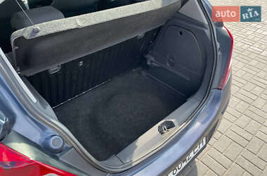 Хэтчбек Opel Corsa 2007 в 