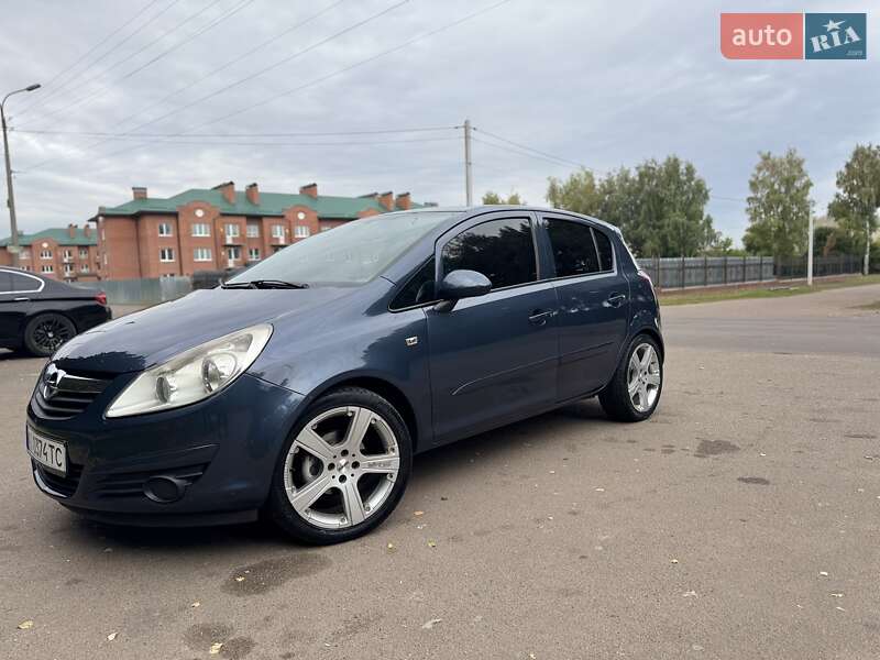 Хэтчбек Opel Corsa 2009 в Бобровице