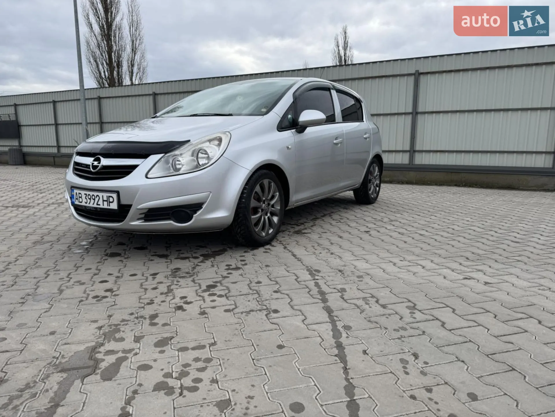 2010 Opel Corsa - мініатюра 3