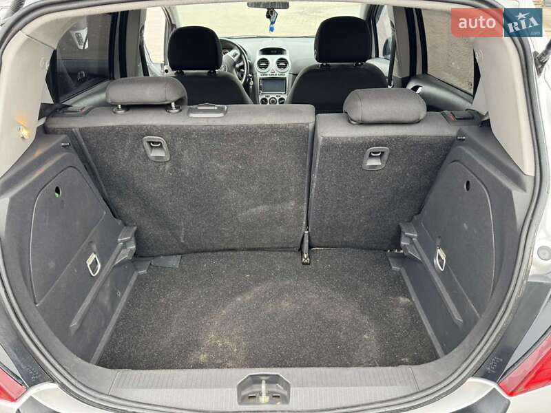 Хэтчбек Opel Corsa 2010 в Виннице