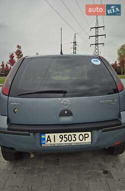 Хэтчбек Opel Corsa 2006 в 
