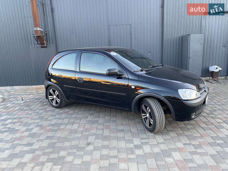 Хетчбек Opel Corsa 2001 в Миколаєві