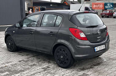 Хэтчбек Opel Corsa 2014 в 