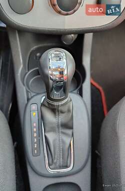 Хэтчбек Opel Corsa 2008 в 