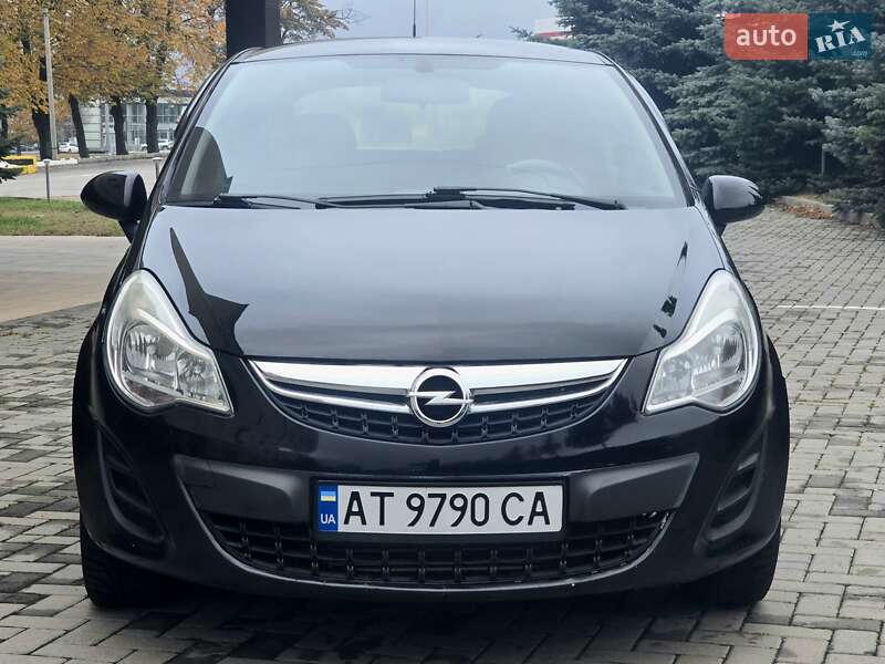 Хэтчбек Opel Corsa 2012 в Харькове