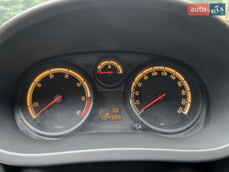 Хэтчбек Opel Corsa 2012 в Харькове