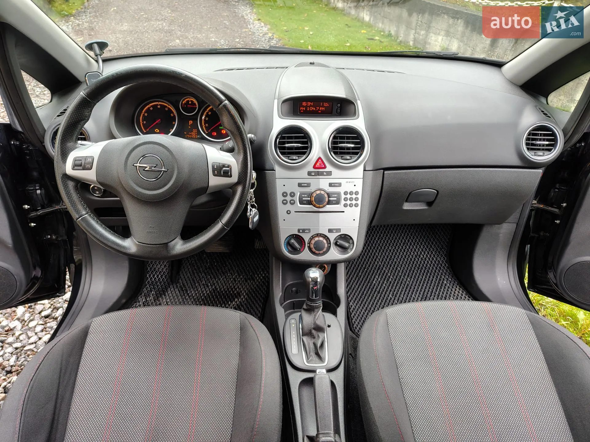 2010 Opel Corsa - мініатюра 11