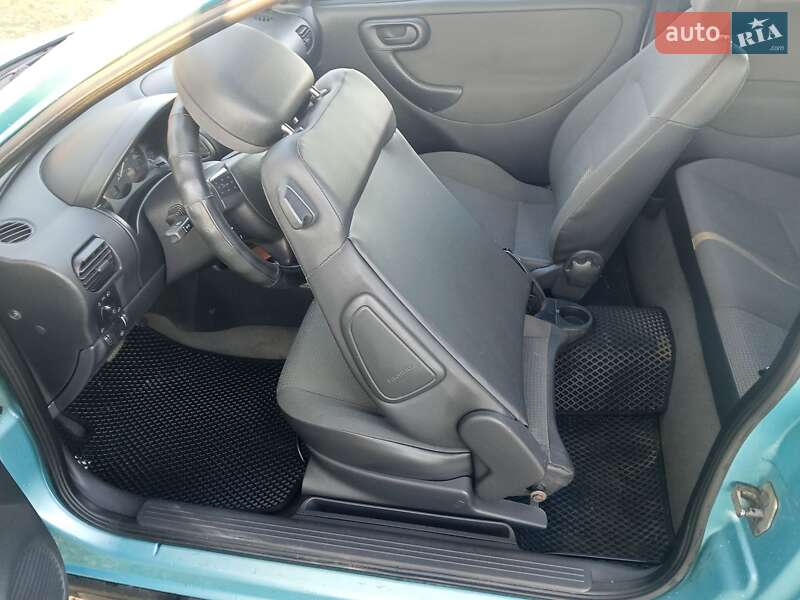 Хэтчбек Opel Corsa 2002 в Гадяче фото 4 Хэтчбек Opel Corsa 2002 в Гадяче