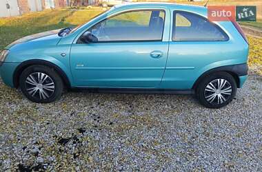Хэтчбек Opel Corsa 2002 в Гадяче