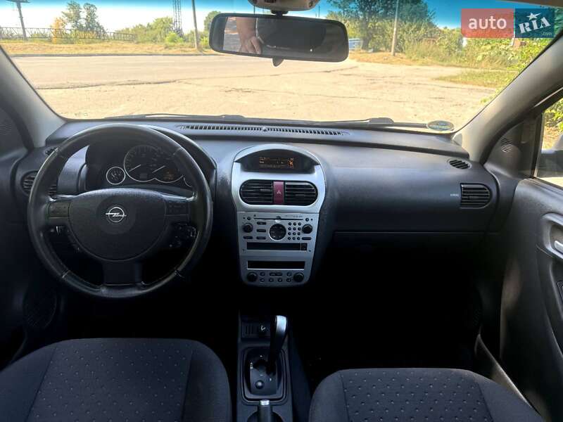 Хэтчбек Opel Corsa 2004 в Жмеринке