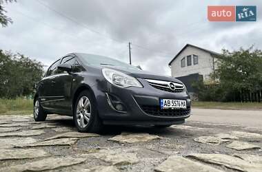 Хэтчбек Opel Corsa 2011 в 