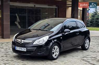 Хэтчбек Opel Corsa 2012 в  Хэтчбек Opel Corsa 2012 в