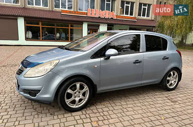 Хэтчбек Opel Corsa 2008 в Долине