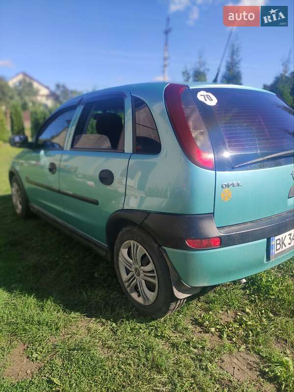 Хэтчбек Opel Corsa 2003 в Дубно