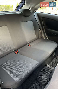 Хэтчбек Opel Corsa 2009 в 