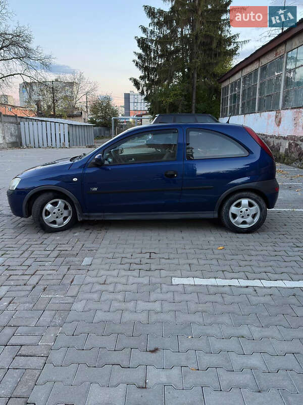 Хетчбек Opel Corsa 2003 в Чернівцях фото 4 Хетчбек Opel Corsa 2003 в Чернівцях