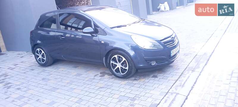 Хэтчбек Opel Corsa 2009 в Тернополе
